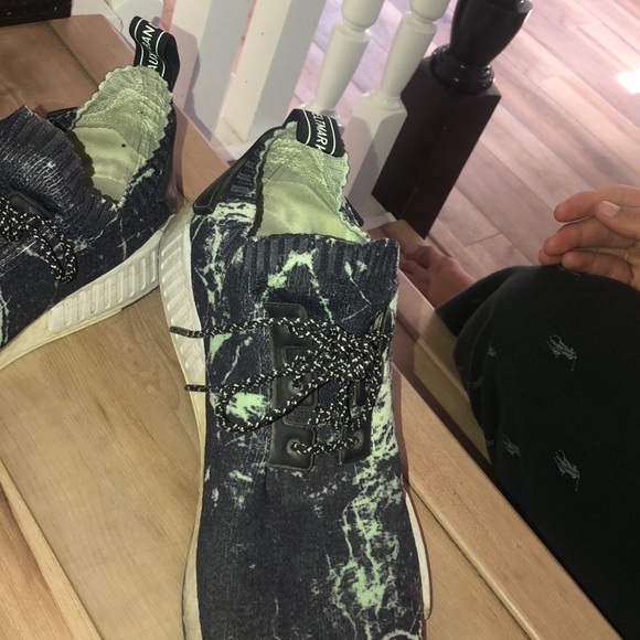 Adidas NMD used size 10.5 - Picture 4 of 6